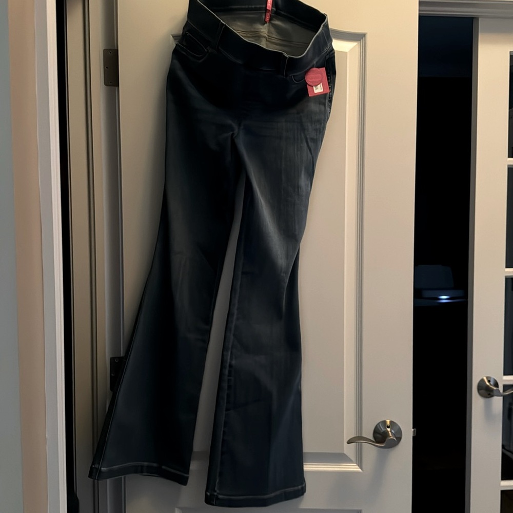 Spanx vintage indigo flare jeans. Brand new with tags. Never warn